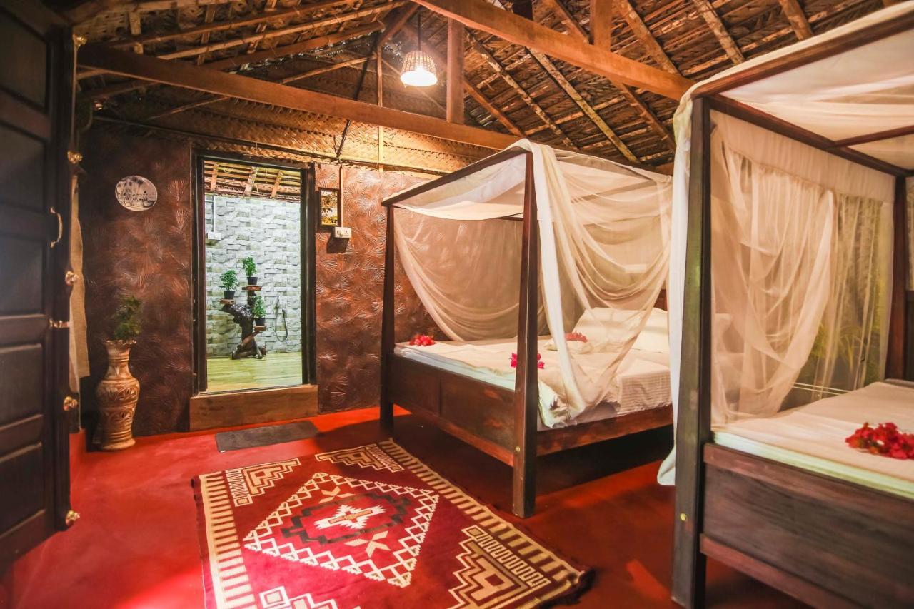 เดอะ ปาล์ม ทรี อายุรเวดิค รีสอร์ต ปัตเนม Hotel Patnem Beach ภายนอก รูปภาพ