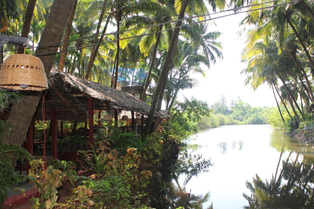 เดอะ ปาล์ม ทรี อายุรเวดิค รีสอร์ต ปัตเนม Hotel Patnem Beach ภายนอก รูปภาพ